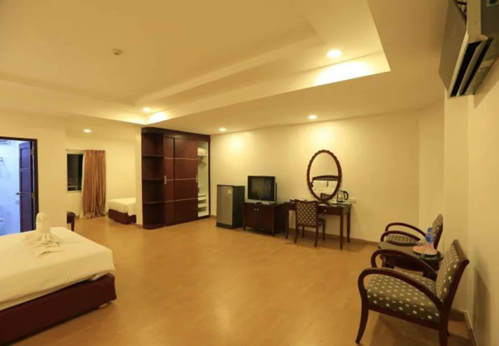 Pattaya Hiso Hotel Extérieur photo